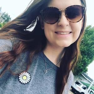 Meet your Posher, Lauren